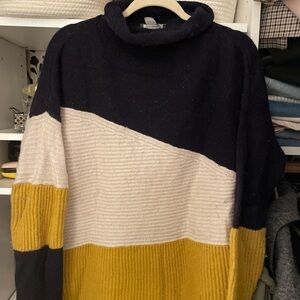 FRENCH CONNECTION knit sweater